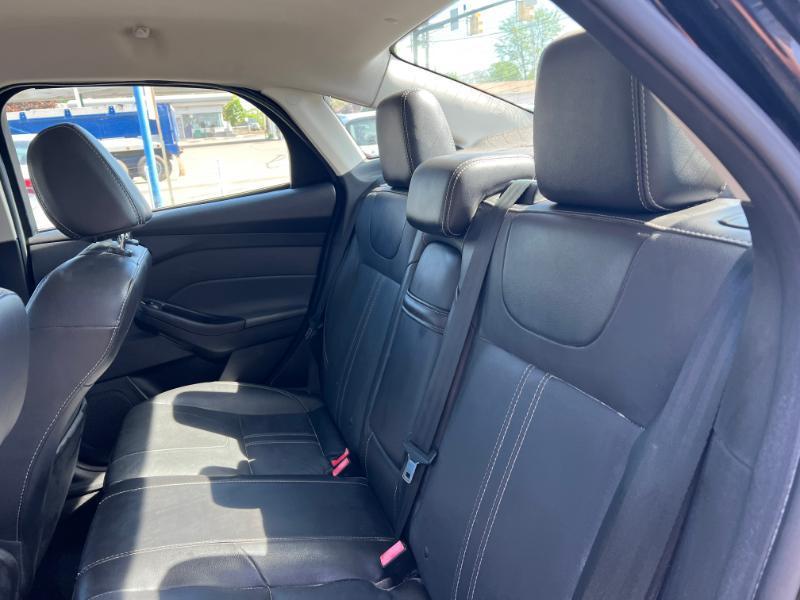 Ford Focus SE Sedan 2013