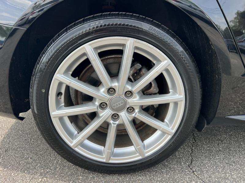 Audi A4 2.0T Sedan quattro Tiptronic 2014