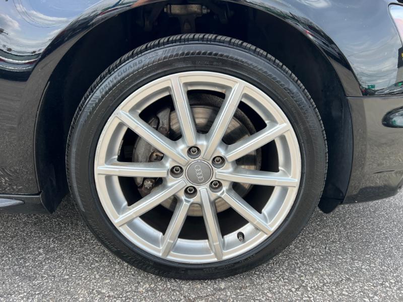Audi A4 2.0T Sedan quattro Tiptronic 2014