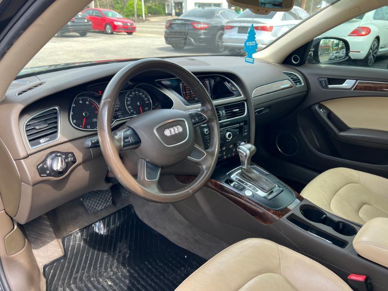 Audi A4 2.0T Sedan quattro Tiptronic 2014