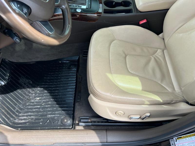 Audi A4 2.0T Sedan quattro Tiptronic 2014