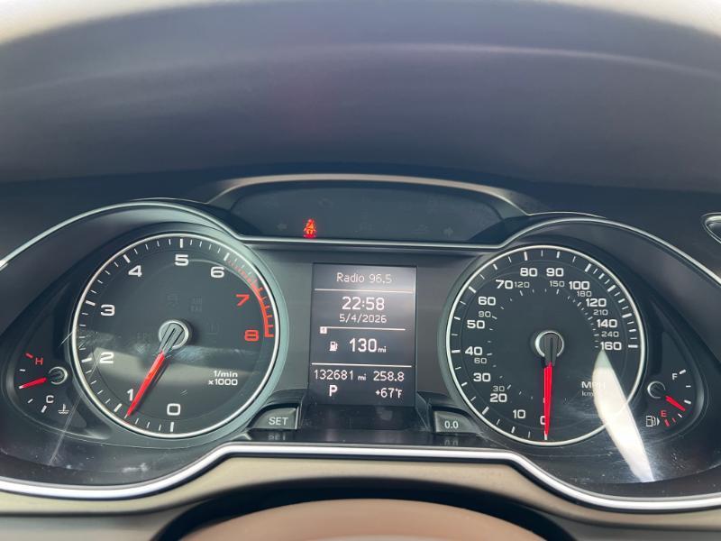 Audi A4 2.0T Sedan quattro Tiptronic 2014