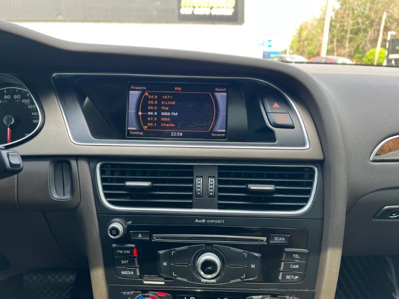 Audi A4 2.0T Sedan quattro Tiptronic 2014