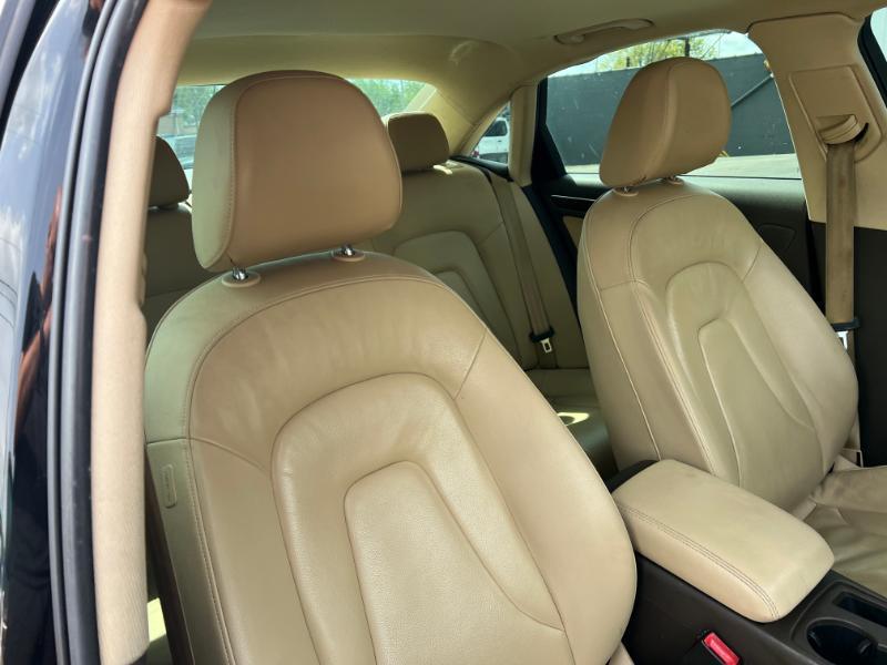 Audi A4 2.0T Sedan quattro Tiptronic 2014