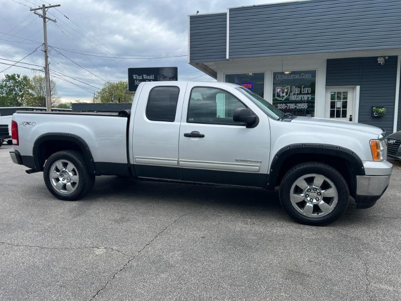 GMC Sierra 1500 SLE Ext. Cab 4WD 2011