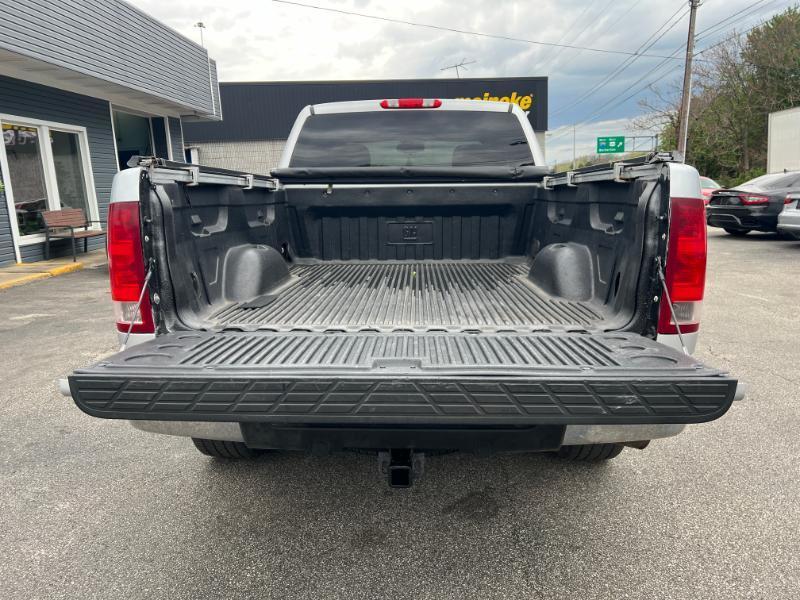 GMC Sierra 1500 SLE Ext. Cab 4WD 2011