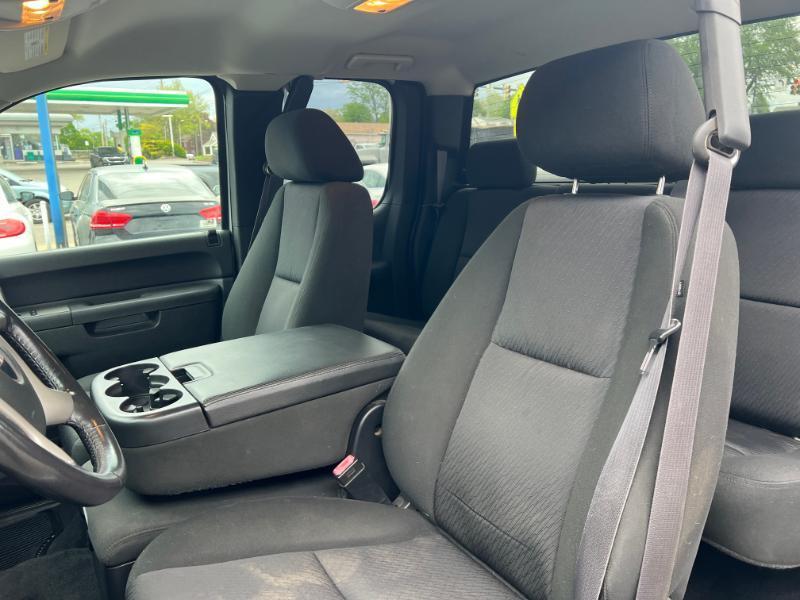 GMC Sierra 1500 SLE Ext. Cab 4WD 2011