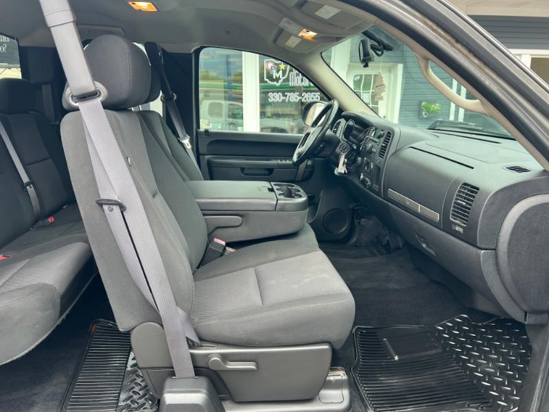 GMC Sierra 1500 SLE Ext. Cab 4WD 2011