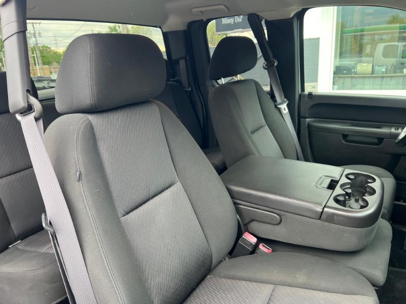 GMC Sierra 1500 SLE Ext. Cab 4WD 2011
