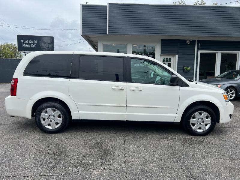 Dodge Grand Caravan SE 2009