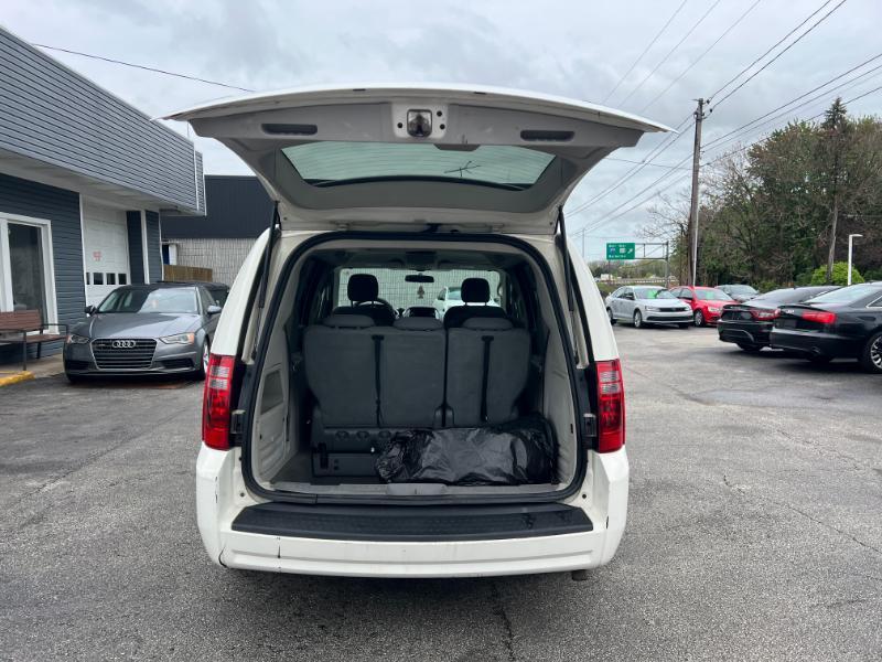 Dodge Grand Caravan SE 2009