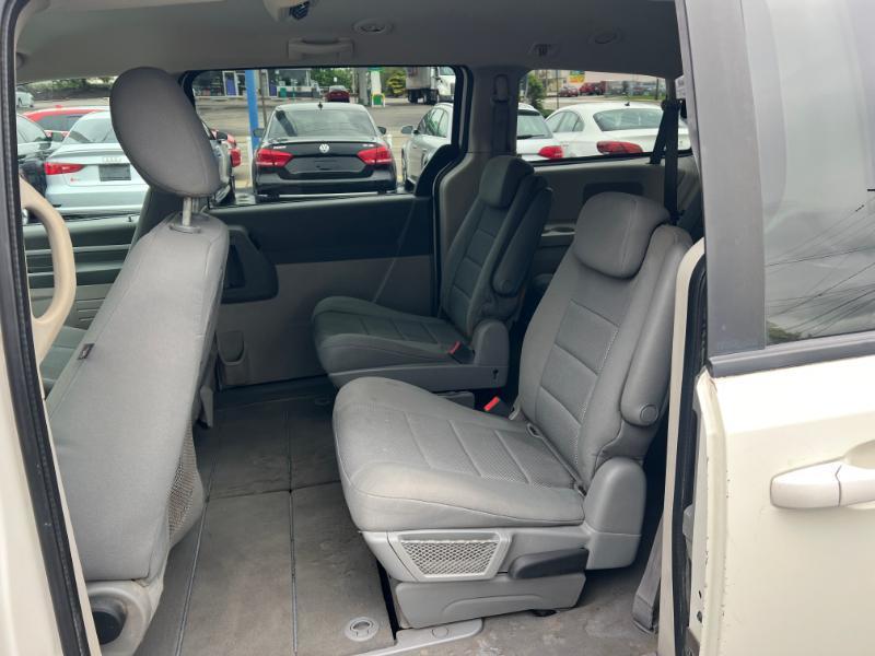 Dodge Grand Caravan SE 2009
