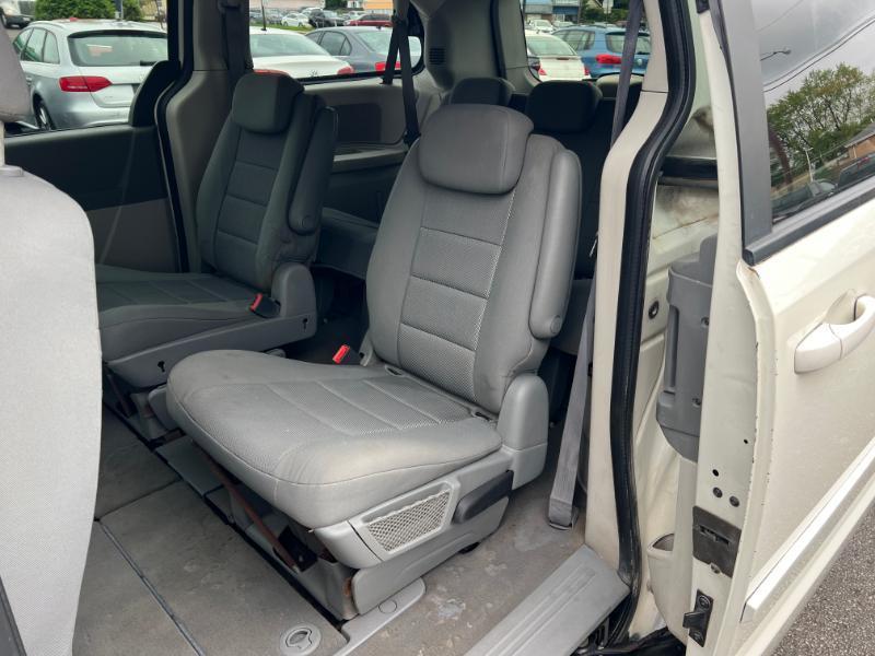 Dodge Grand Caravan SE 2009