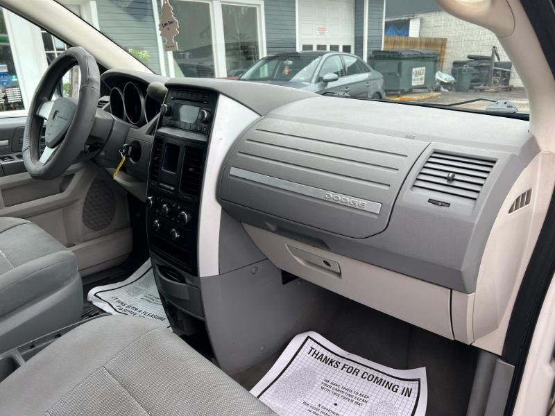 Dodge Grand Caravan SE 2009