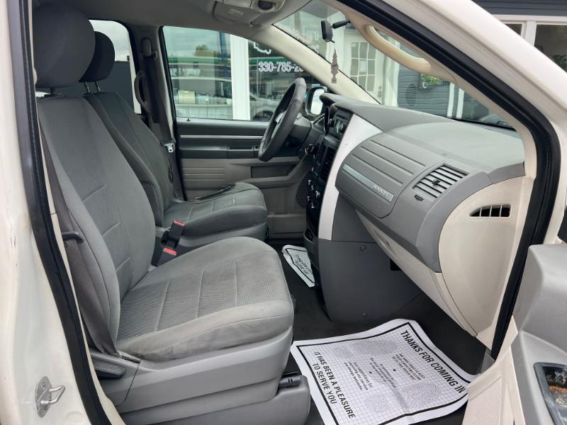 Dodge Grand Caravan SE 2009
