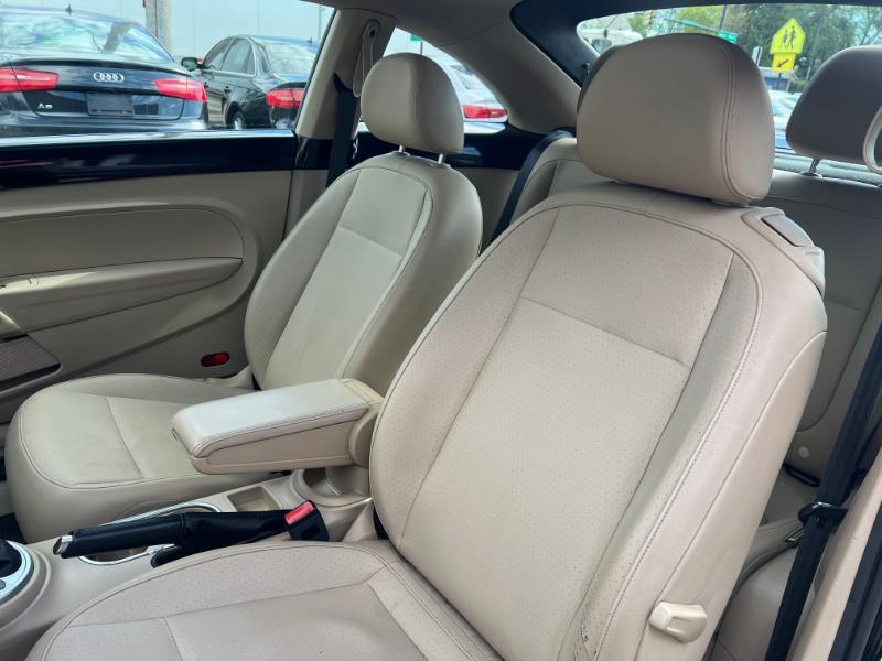Volkswagen Beetle 1.8T PZEV 6A 2016