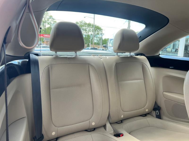 Volkswagen Beetle 1.8T PZEV 6A 2016