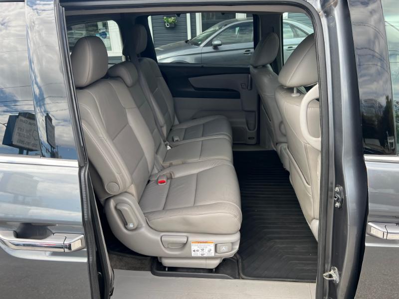 Honda Odyssey Touring 2012