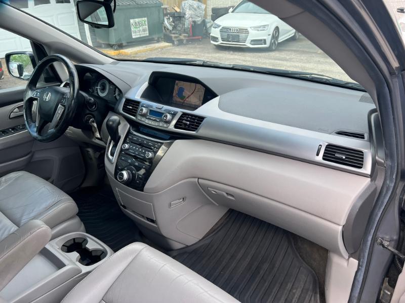 Honda Odyssey Touring 2012