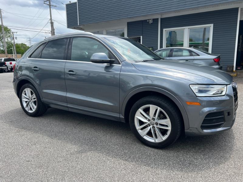 Audi Q3 2.0T quattro Premium Plus 2016