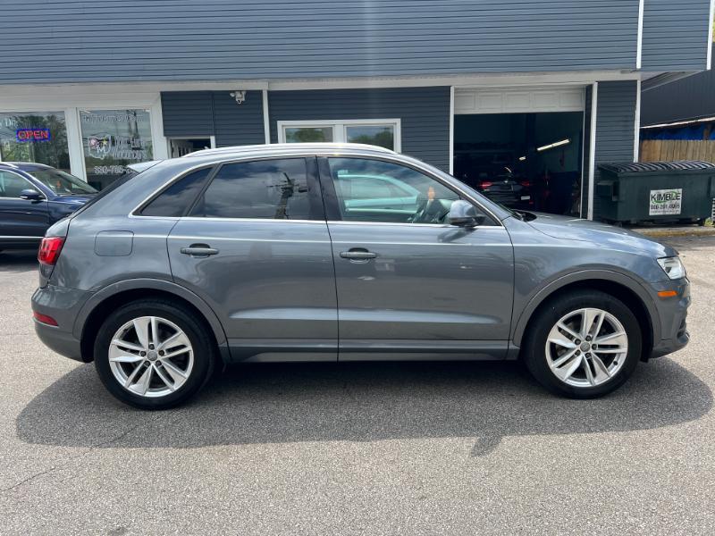 Audi Q3 2.0T quattro Premium Plus 2016