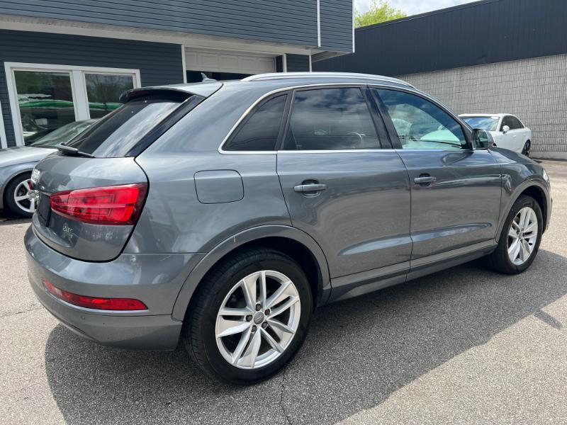 Audi Q3 2.0T quattro Premium Plus 2016