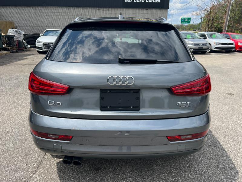 Audi Q3 2.0T quattro Premium Plus 2016