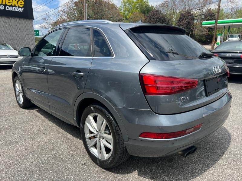 Audi Q3 2.0T quattro Premium Plus 2016