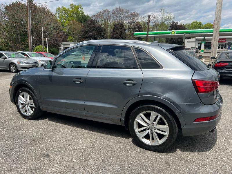 Audi Q3 2.0T quattro Premium Plus 2016
