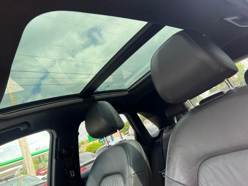 Audi Q3 2.0T quattro Premium Plus 2016