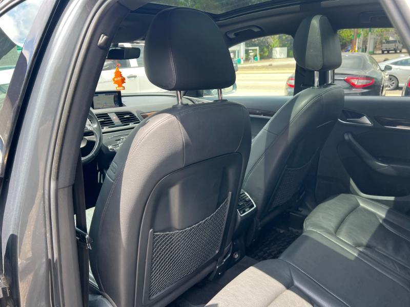 Audi Q3 2.0T quattro Premium Plus 2016