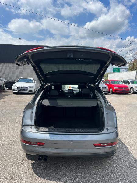 Audi Q3 2.0T quattro Premium Plus 2016