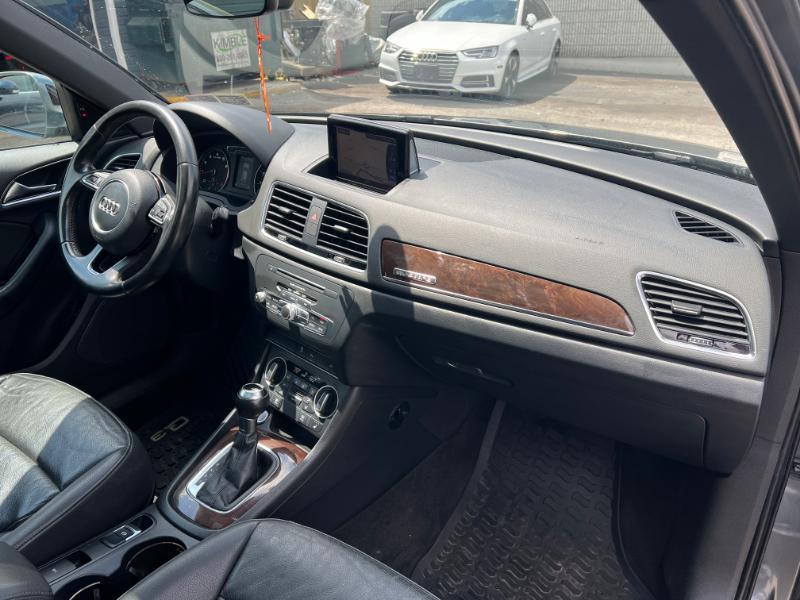 Audi Q3 2.0T quattro Premium Plus 2016