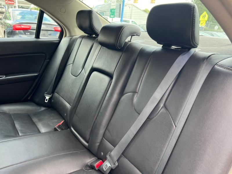 Ford Fusion I4 SEL 2011