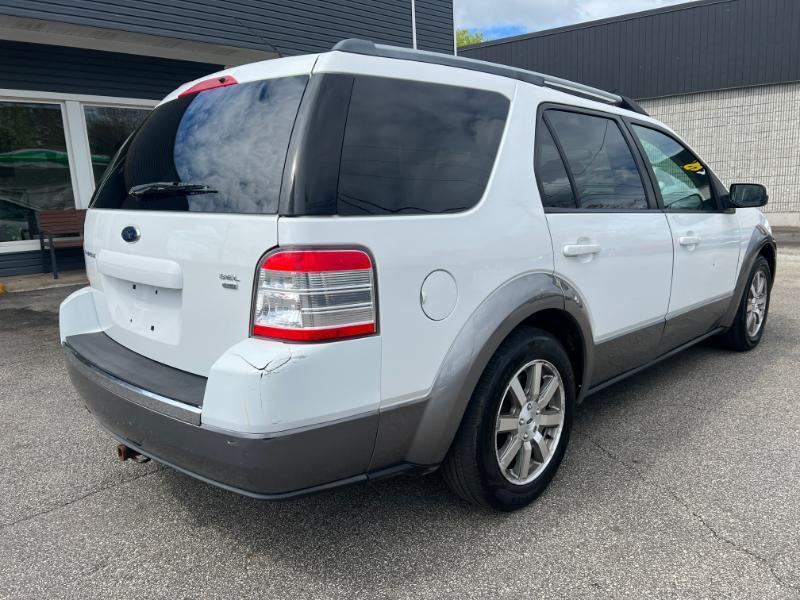 Ford Taurus X SEL AWD 2008