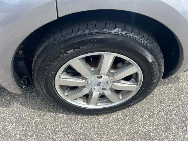 Ford Taurus X SEL AWD 2008