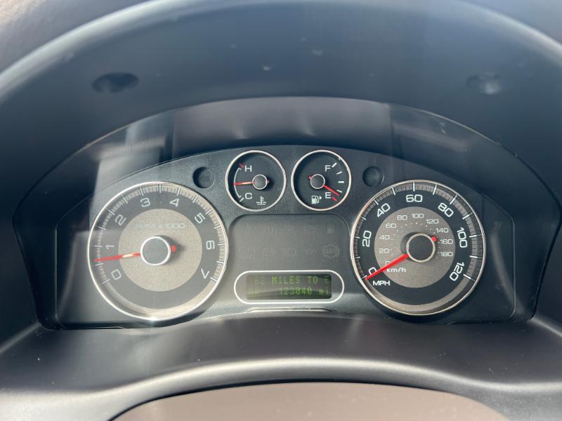 Ford Taurus X SEL AWD 2008