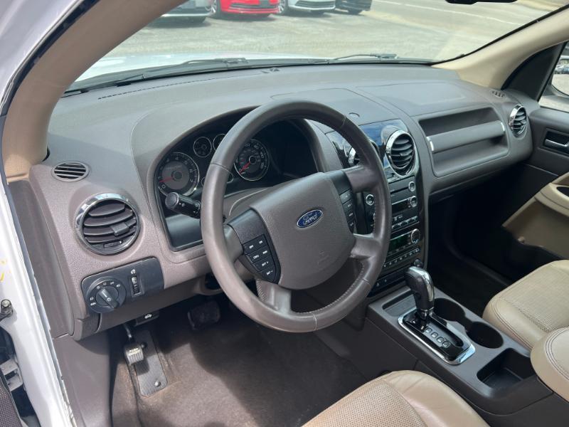 Ford Taurus X SEL AWD 2008