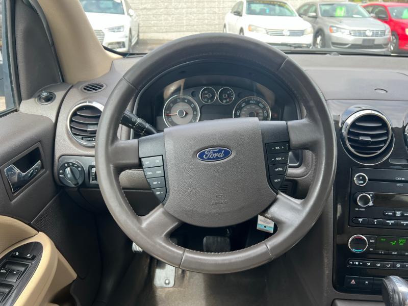 Ford Taurus X SEL AWD 2008