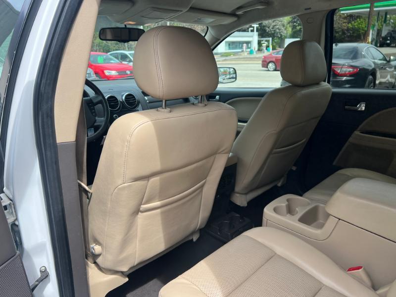 Ford Taurus X SEL AWD 2008