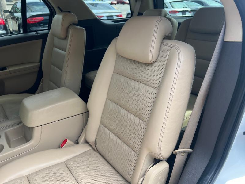 Ford Taurus X SEL AWD 2008
