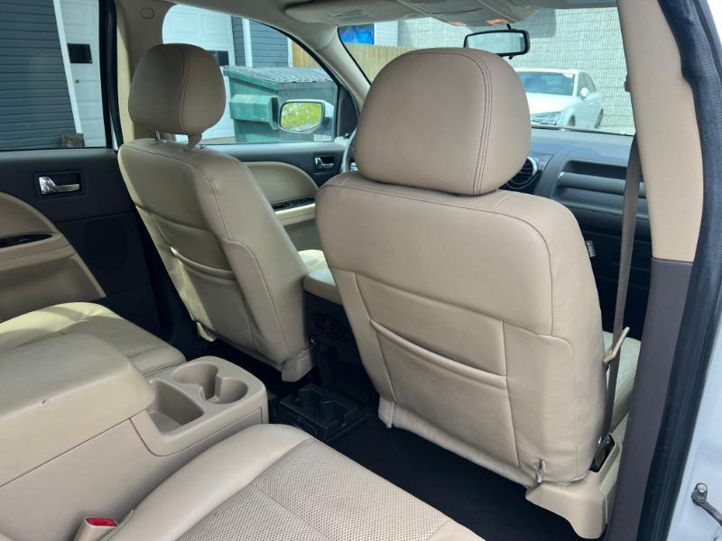 Ford Taurus X SEL AWD 2008