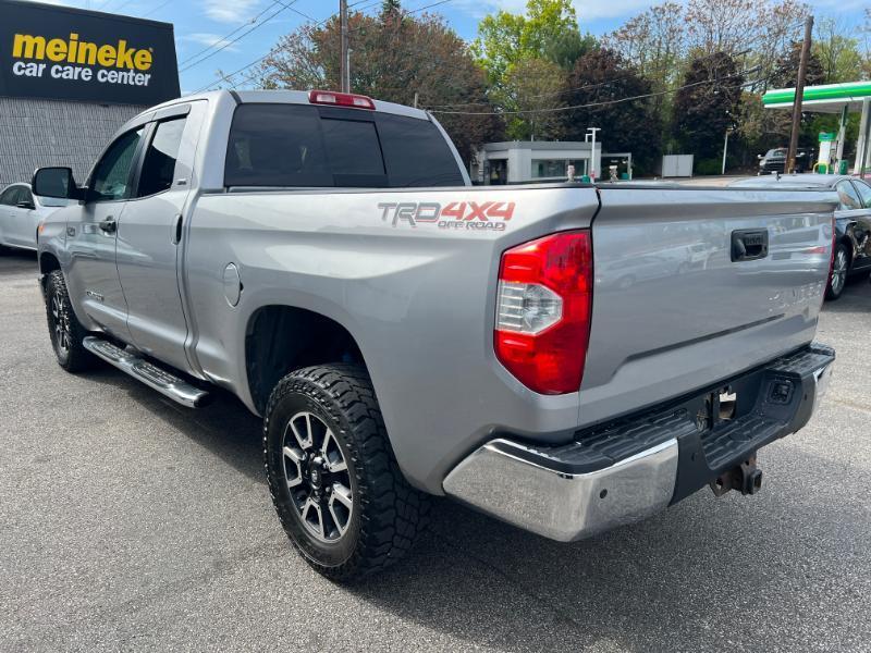 Toyota Tundra SR5 5.7L V8 Double Cab 4WD 2016