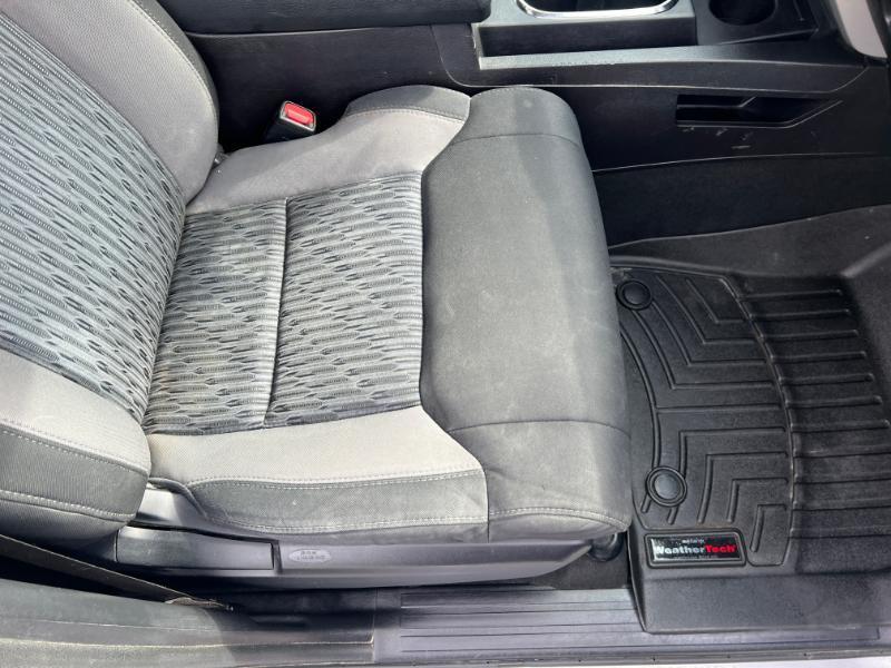 Toyota Tundra SR5 5.7L V8 Double Cab 4WD 2016