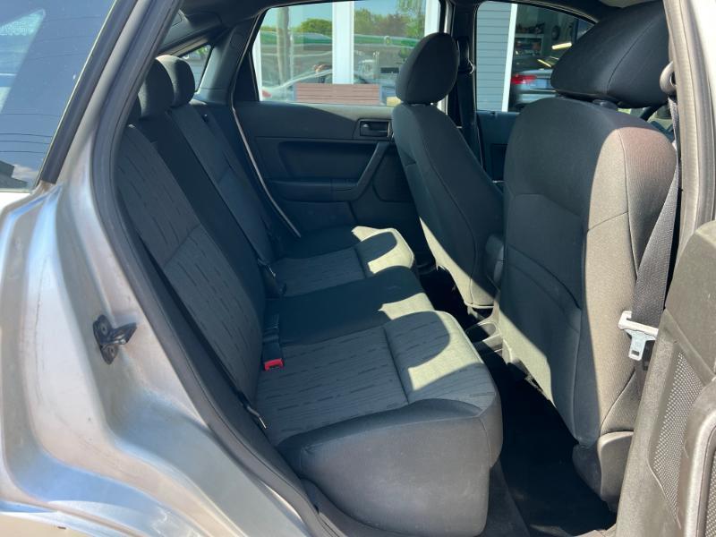 Ford Focus SE Sedan 2010