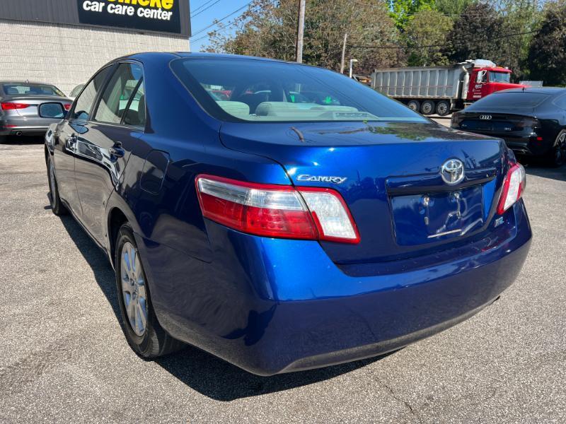 Toyota Camry Hybrid Sedan 2007