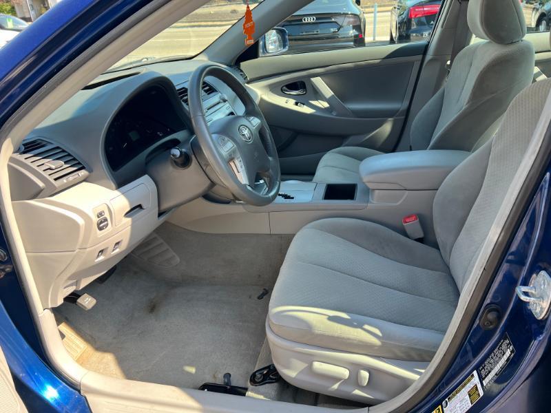 Toyota Camry Hybrid Sedan 2007