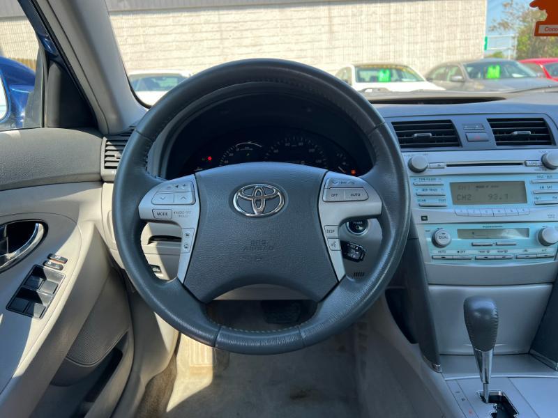 Toyota Camry Hybrid Sedan 2007