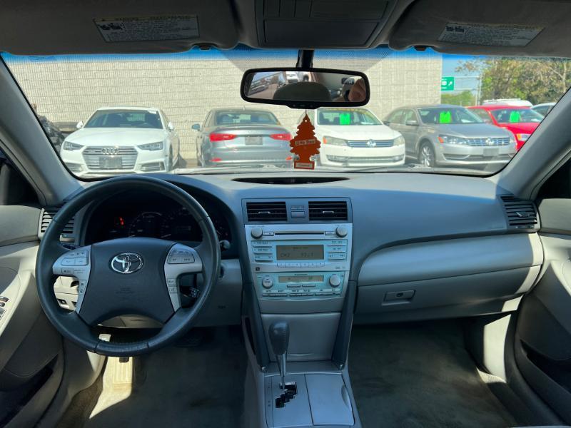 Toyota Camry Hybrid Sedan 2007