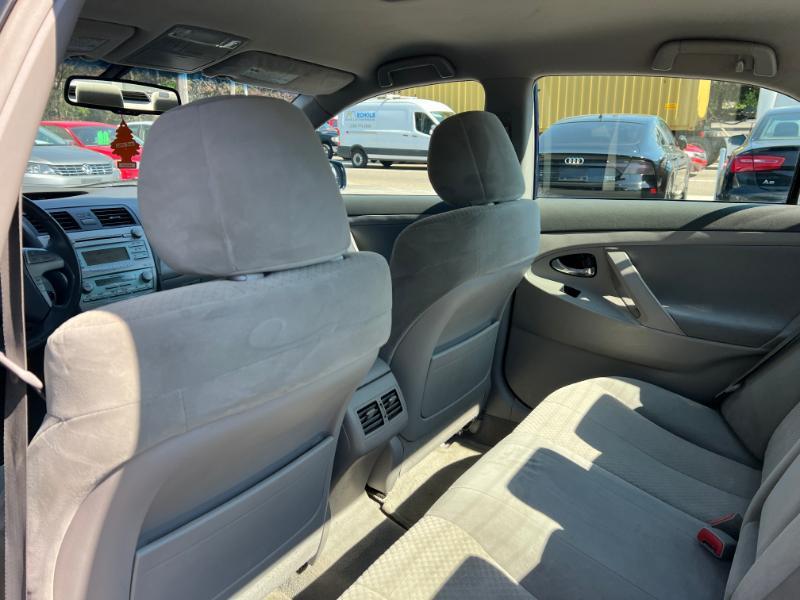 Toyota Camry Hybrid Sedan 2007
